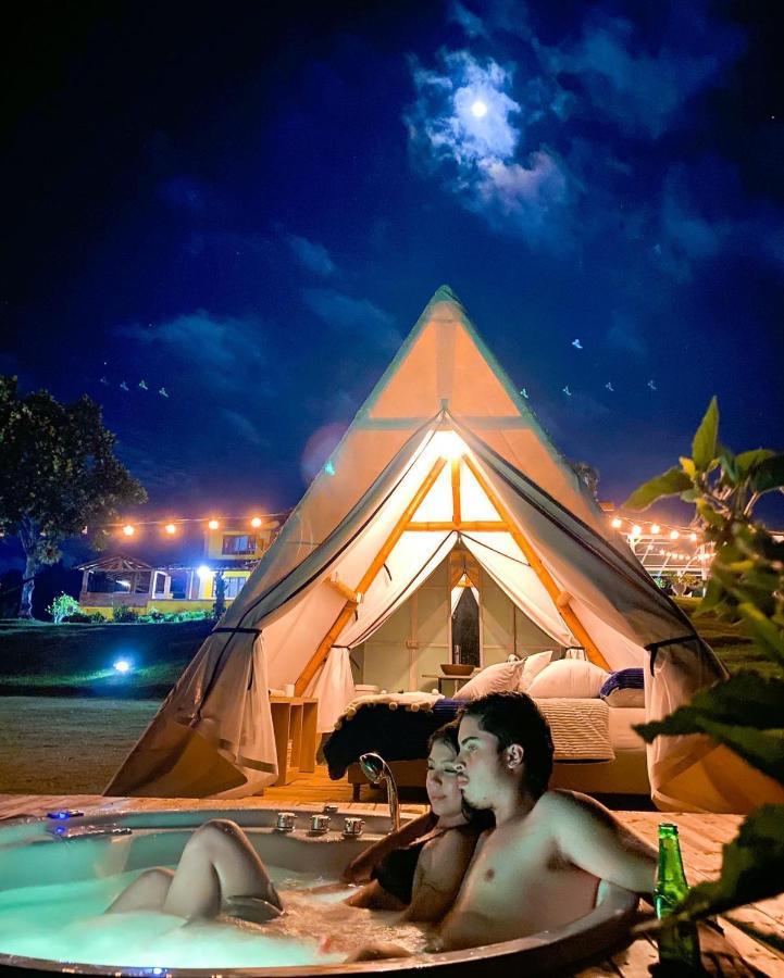 Aw Guatape Glamping Resort Exteriör bild