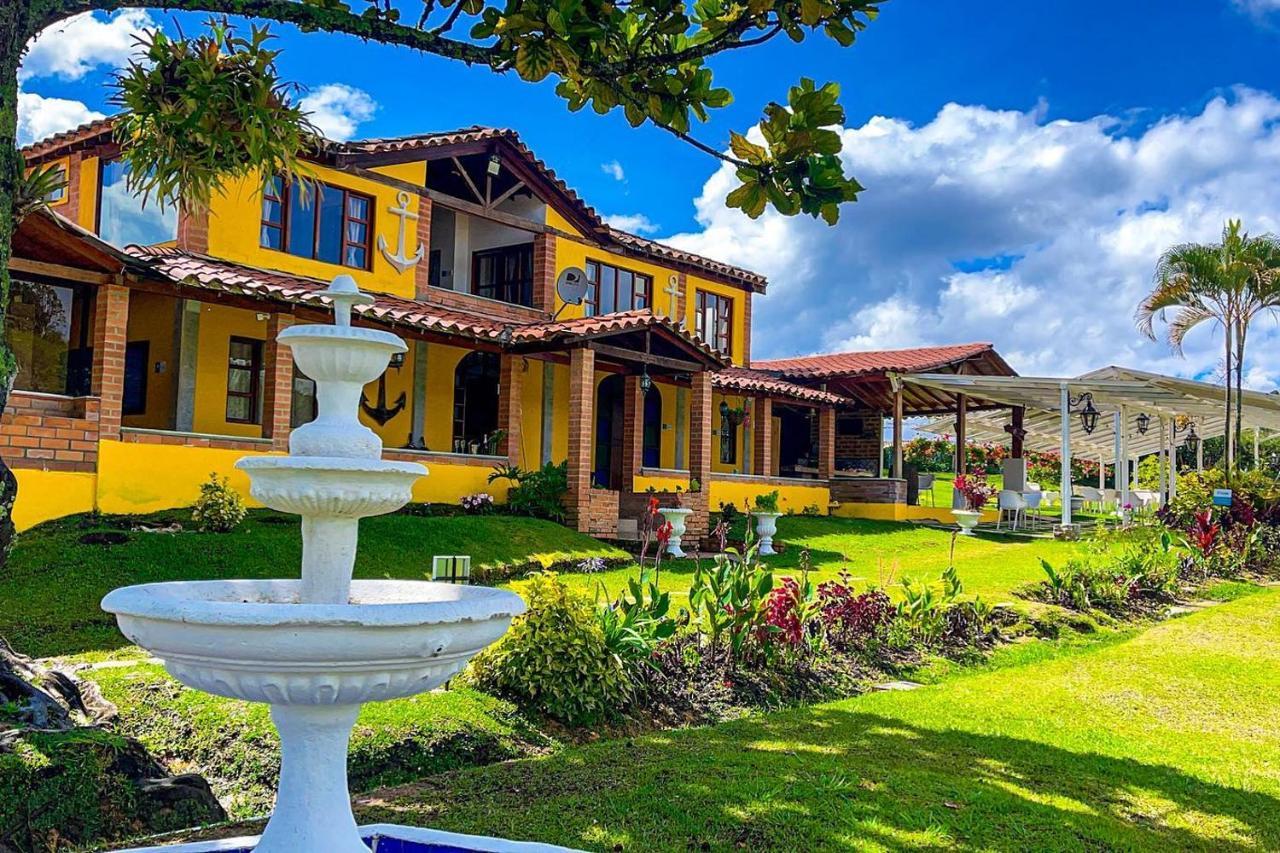 Aw Guatape Glamping Resort Exteriör bild