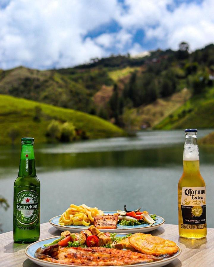 Aw Guatape Glamping Resort Exteriör bild