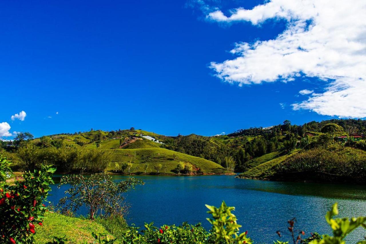 Aw Guatape Glamping Resort Exteriör bild