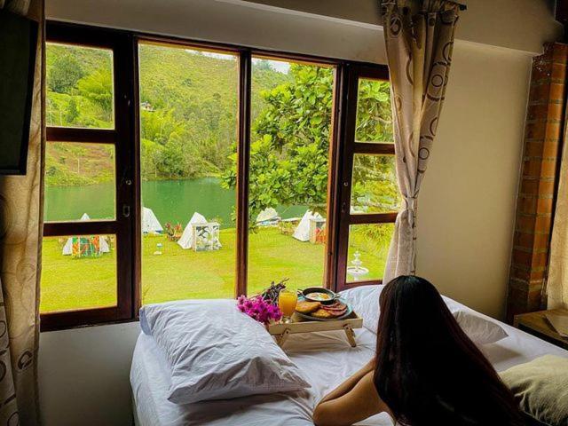 Aw Guatape Glamping Resort Exteriör bild